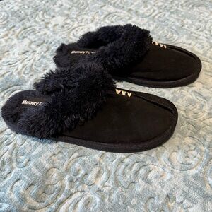 Women’s Black Memory Foam / Leather Slippers | Size 5-6